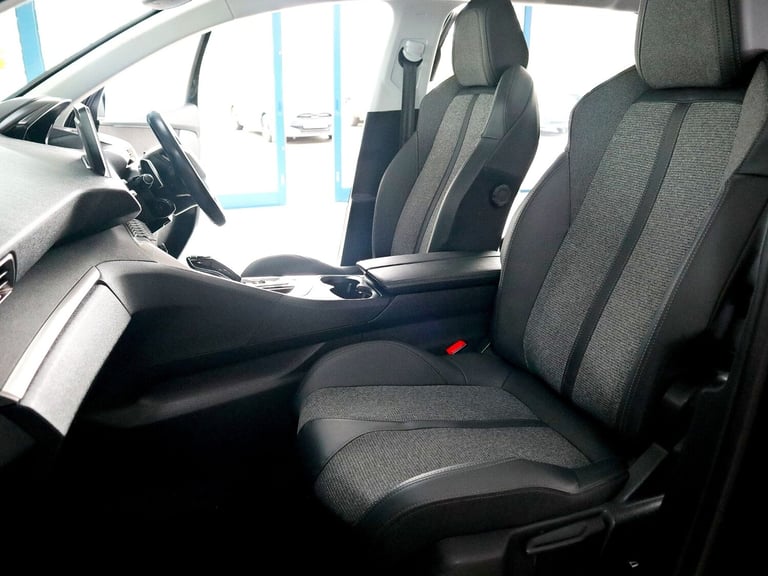 2020 Peugeot 5008 1.2 Allure Puretech 5DR MPV Petrol MPV Petrol Automatic