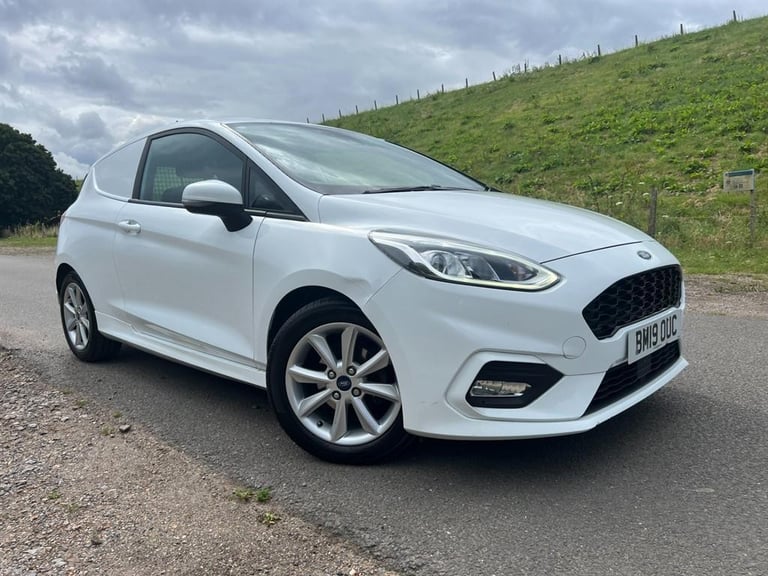 2019 Ford Fiesta Van SPORT TDCI AIR CON EURO 6 Car Derived Van Diesel Manual
