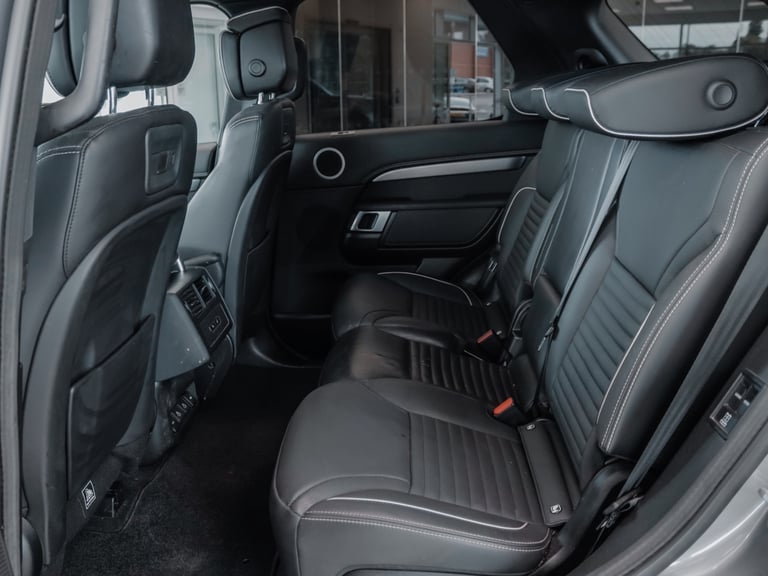 2021 Land Rover Discovery 3.0 D300 R-Dynamic HSE 5dr Auto Station Wagon Diesel Automatic