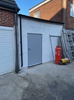 UNIT TO LET IN PARKSTONE