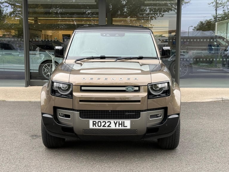 2022 Land Rover Defender 110 2.0 P400e 15.4kWh X-Dynamic HSE SUV 5dr Petrol Plug-in Hybrid Auto 4...