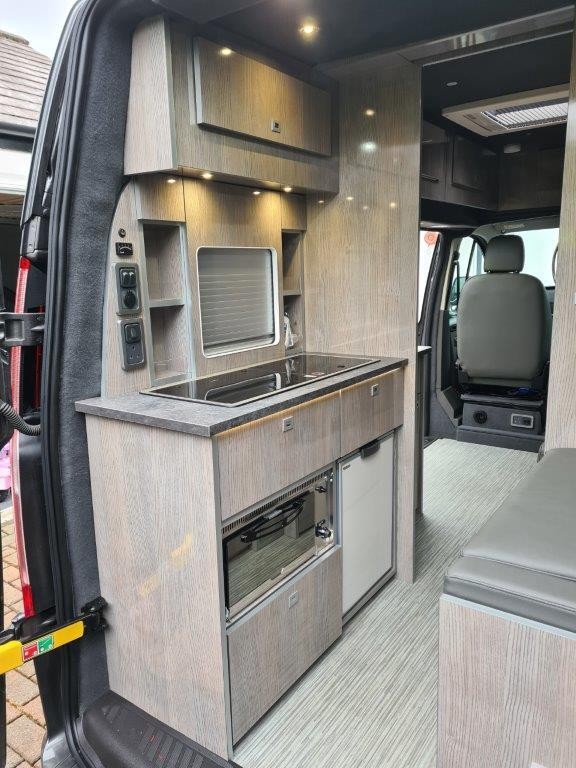 Wellhouse Ford Custom LUX XL3