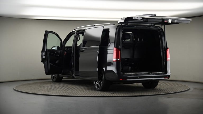 2023 Mercedes-Benz V-Class 2.0 V300d AMG Line MPV 5dr Diesel G-Tronic+ Euro 6 (s/s) XLWB (237 ps)...