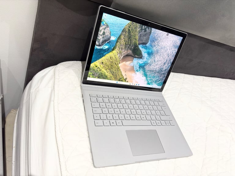 MICROSOFT SURFACE BOOK 3 TOUCHSCREEN LAPTOP I7-1065G7, 16GB RAM, 256GB SSD, WIN 11 PRO 