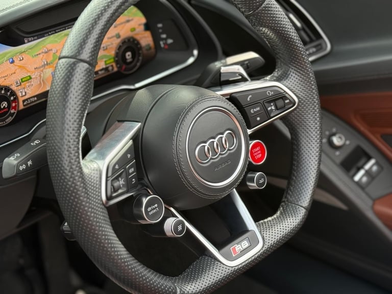 Audi R8 5.2 FSI V10 Spyder S Tronic quattro Euro 6 (s/s) 2dr