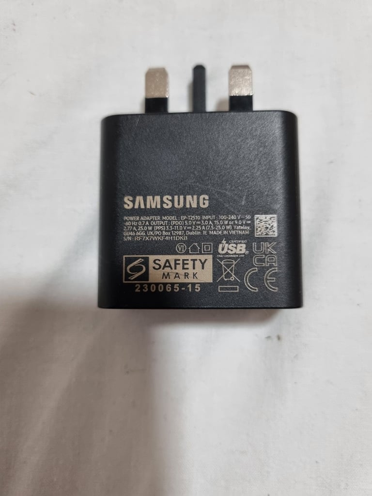 image for Samsung 25W super fast charging plug