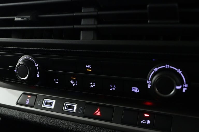 2025 Peugeot Expert PV Standard 1.5 BlueHDi 120 Professional S&amp;S MT6 Panel Van Diesel Manual