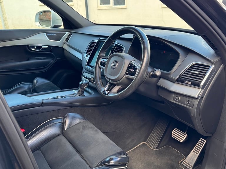 Volvo XC90 D5 POWERPULSE R-DESIGN AWD++GREAT SPEC++
