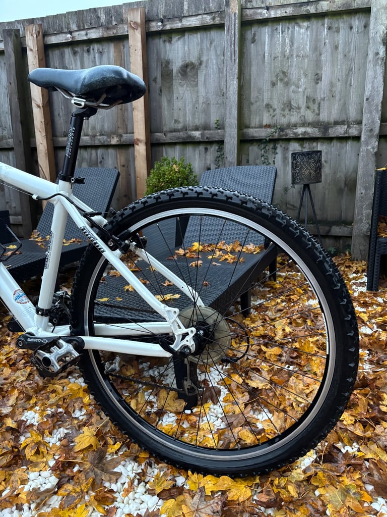 Ladies Lightweight SCOTT Aluminium Mountain Bike (Great Condition)