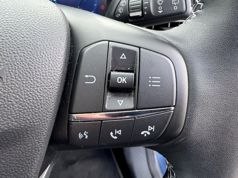 2022 Ford Fiesta Fiesta Titanium Vignale 5 door 1.0L EcoBoost 125PS mHEV FWD 6-Speed Manual HATCH...