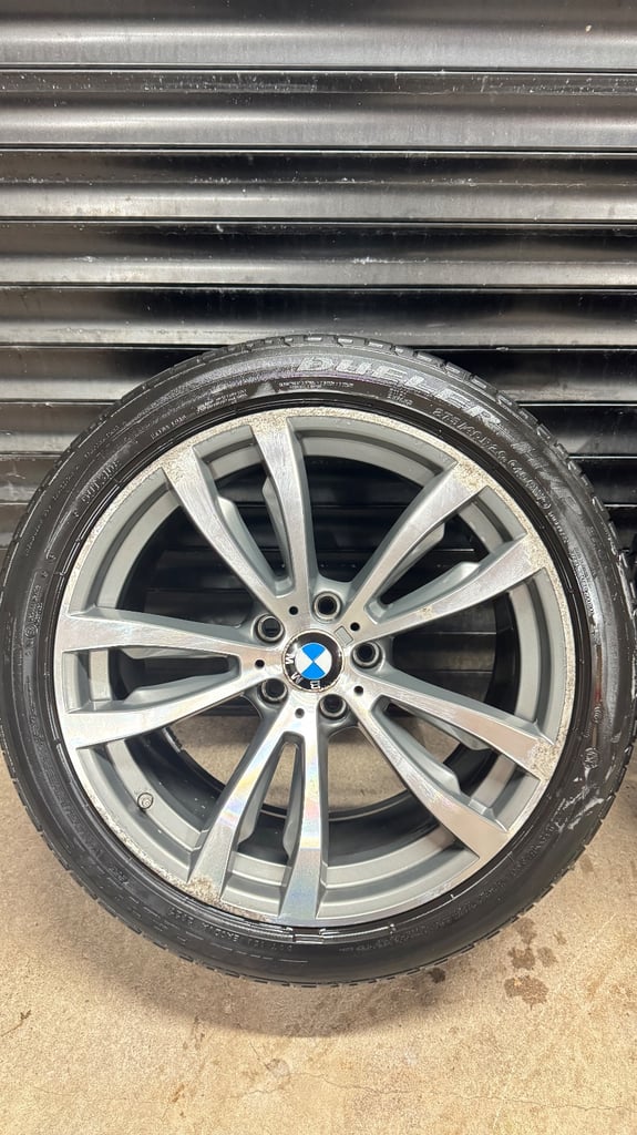20" GENUINE BMW 469M ALLOYS & TYRES FOR BMW F15 F16 BMW X5 SILVER