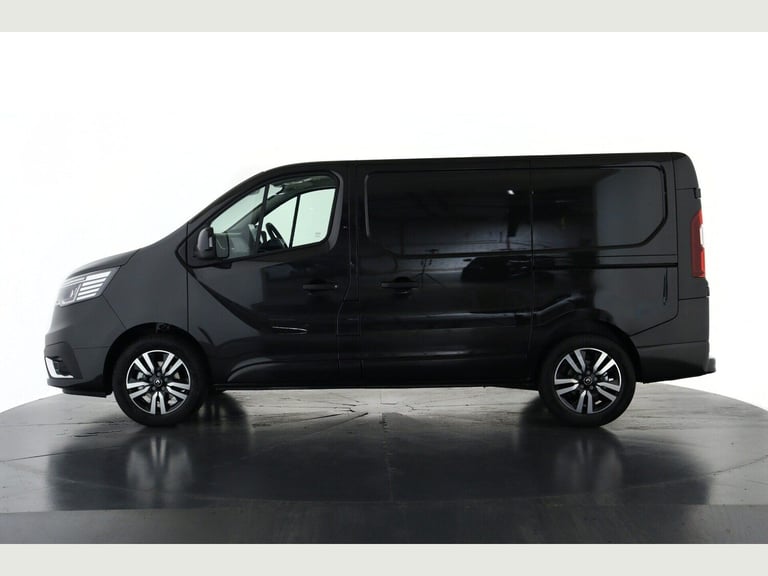 2025 Renault Trafic SL30 Blue dCi 150 Extra Sport [Safety] Van PANEL VAN DIESEL Manual