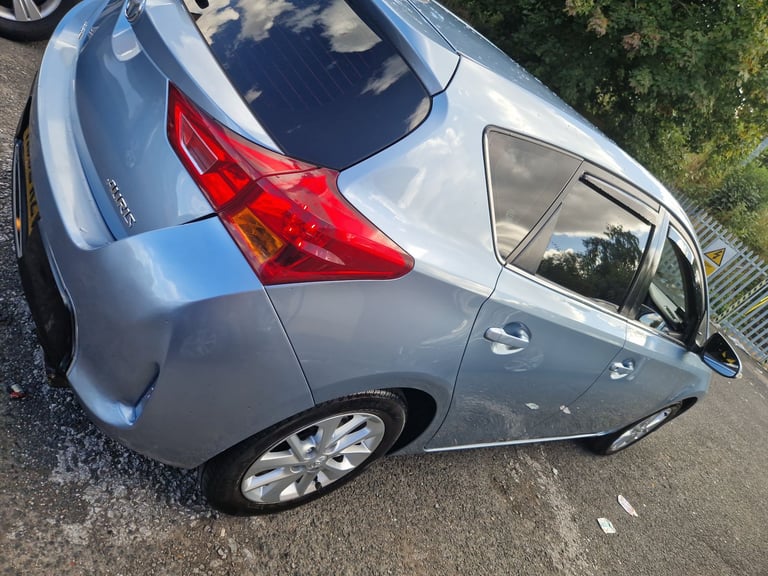 BARGAIN, Toyota, AURIS, Hatchback, 2013, Manual, 1598 (cc), 5 doors