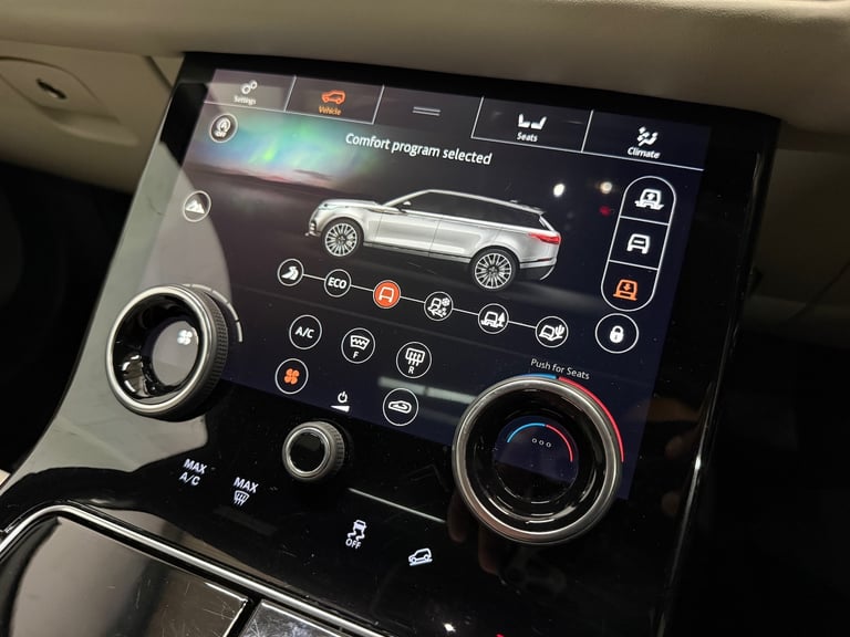 2018 68 RANGE ROVER LAND ROVER VELAR R DYNAMIC HSE D240 2.0 DIESEL 4WD BLACK EU6