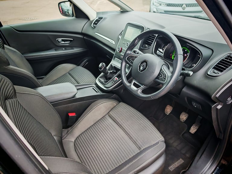 2019 Renault Scenic 1.3 TCE 140 Iconic 5dr Estate Petrol Manual