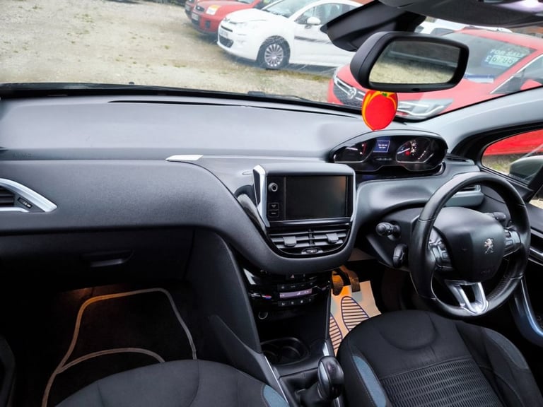 2013 13 PEUGEOT 208 1.6 E-HDI INTUITIVE 5D 92 BHP DIESEL