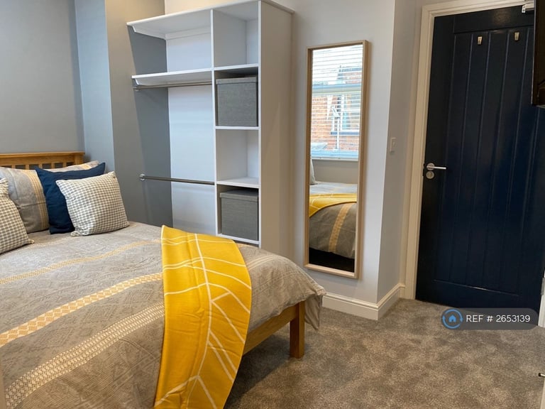 6 bedroom house in Nicander Road, Liverpool, L18 (6 bed) (#2653139)