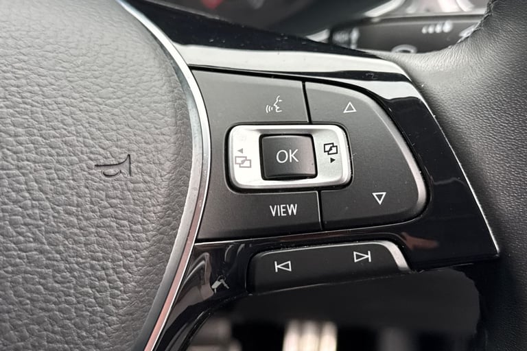 2021 Volkswagen T-Roc 97294 Hatchback Petrol Automatic