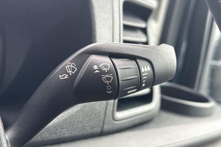 2025 Ford Transit 460 Leader L4 H3 ELWB High Roof 17 Seater Minibus RWD 2.0 EcoBlue 165ps, AI Min...