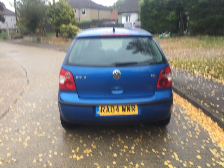 2004 VOLKSWAGEN POLO 1.9 SPORT DIESL 5 DOOR HATCHBACK. LONG MOT CHEAP TAX.