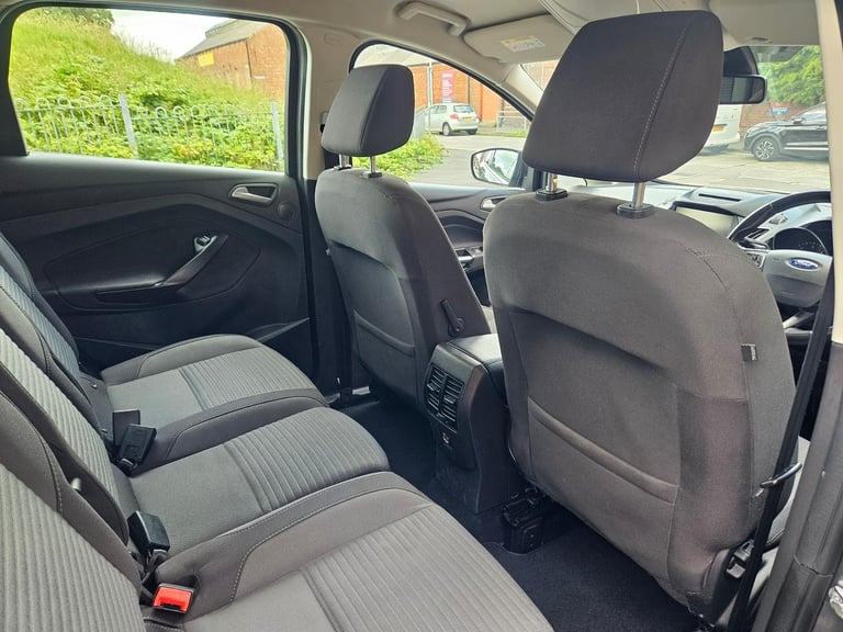 Ford C-Max 1.5 tdci titanium mpv in spotless condition 