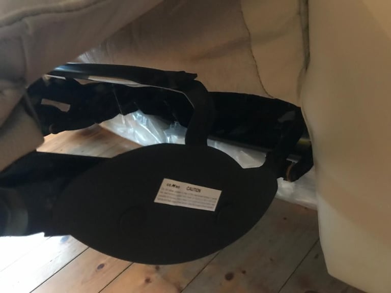 Oak Furnitureland Goodwood 2 Seater Electric Power Recliner 