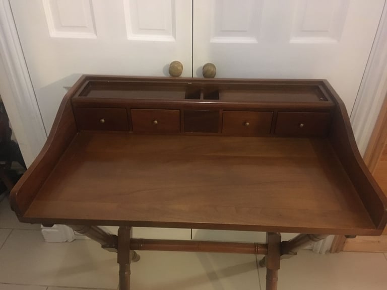 Solid Wood Foldable Desk with Movable Desk Organiser