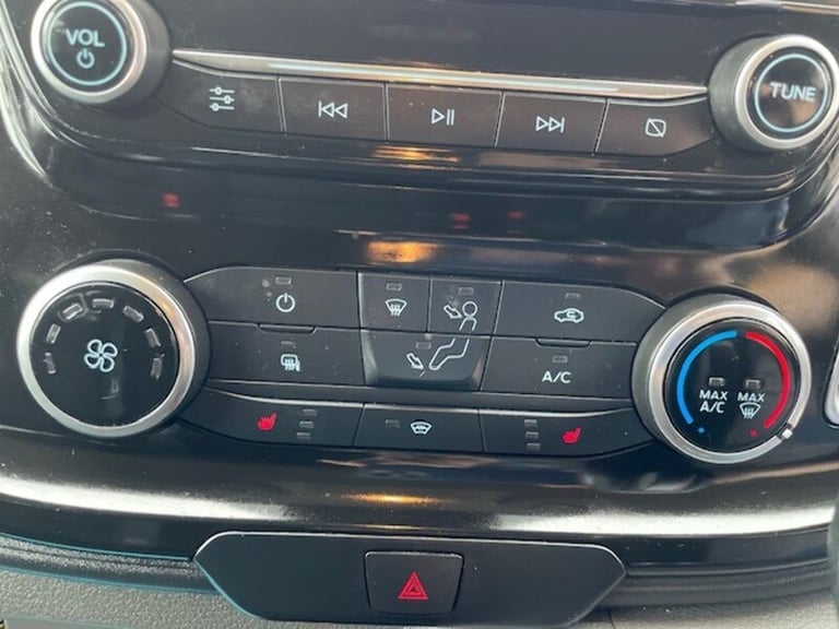 2019 Ford Transit Custom 320 EcoBlue Limited Combi Van Diesel Automatic