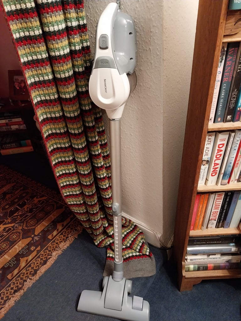 image for Silvercrest 2-in-1 Vacuum Cleaner 600W Handheld Corded
