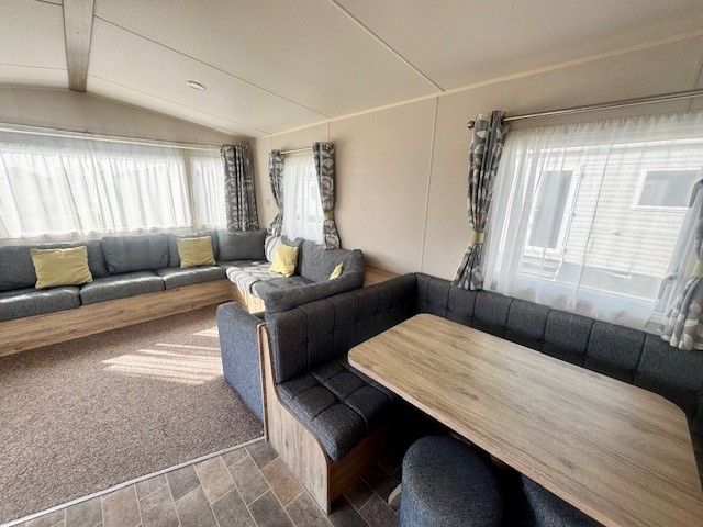 Cheap, Bargain Caravan For Sale on 4 Star Holiday In Suffolk Near Southwold