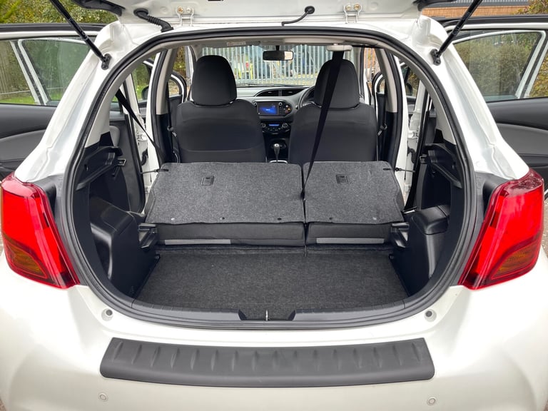 2015 Toyota Yaris 1.5 Hybrid Icon 5dr CVT ULEZ Compliance  HATCHBACK Petrol/Electric Hybrid Autom...