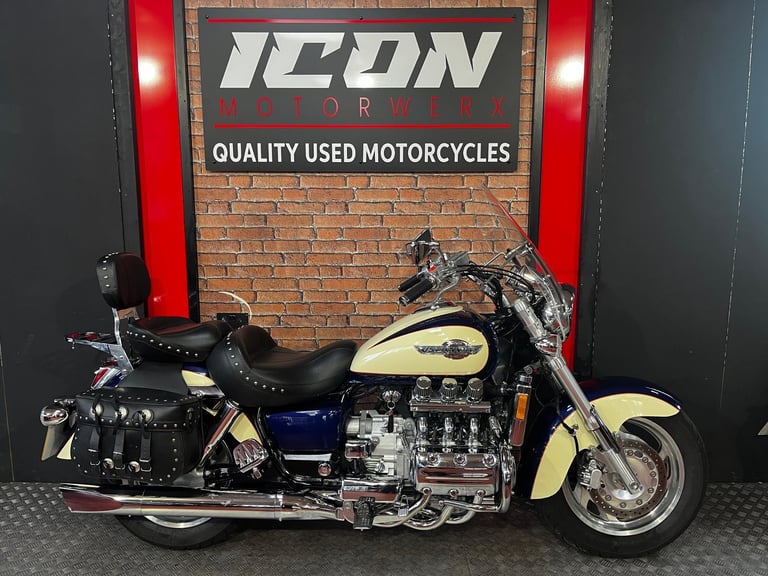image for Honda VALKYRIE F6C 1500 LOW MILES CLEAN EXAMPLE 