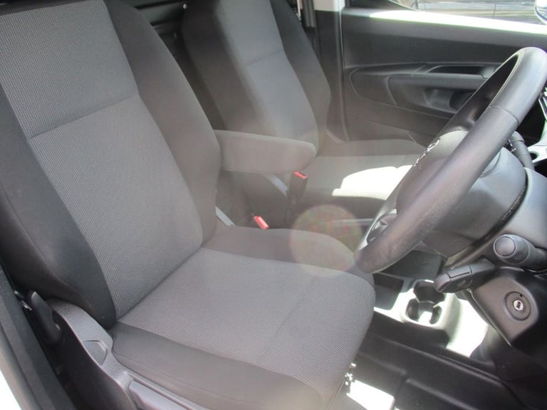 2023 23 TOYOTA PROACE CITY 1.5 BLUEHDI ACTIVE SHORT PANEL VAN EURO 6 ONLY 15,000