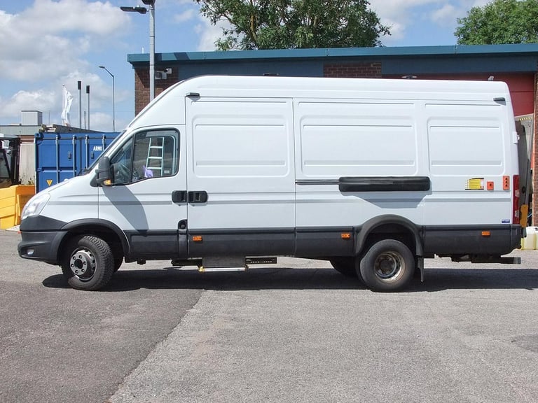 2014 "64" Iveco Daily 70C17 EEV, 7 tonne HGV Panel Van +TAIL LIFT, Digital Tacho
