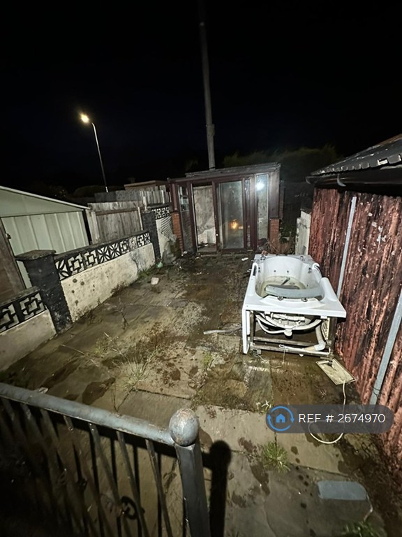 3 bedroom house in Hillrise, Abersychan, Pontypool, NP4 (3 bed) (#2674970)