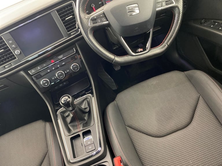 2018 SEAT Leon 1.5 TSI EVO FR Hatchback 5dr Petrol Manual Euro 6 (s/s) (130 ps) - PARK SEN Hatchb...