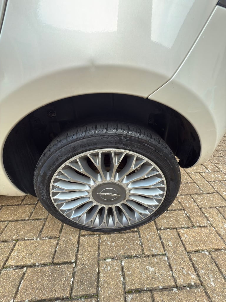 2012 Chrysler Ypsilon 1.3 M-Jet Limited 5dr HATCHBACK Diesel Manual