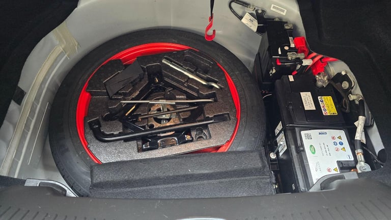  Jaguar XF 2.0I PORTFOLIO ULEZ FREE LOW MILEAGE  Petrol Automatic