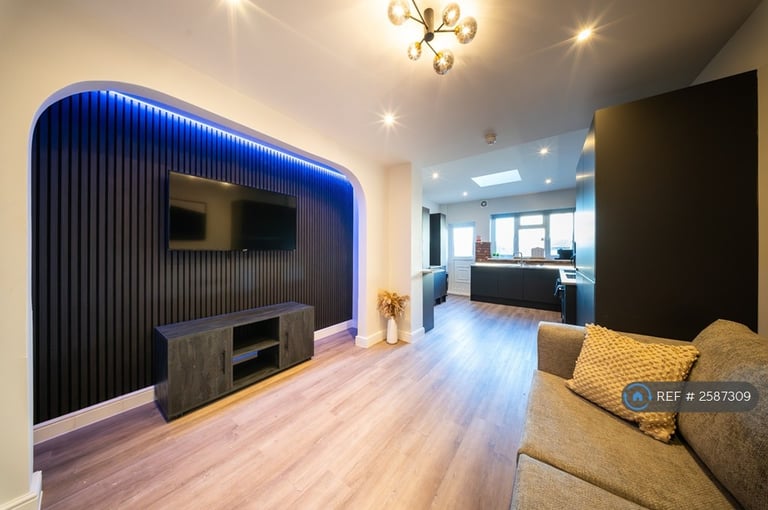 1 bedroom in Chichester Road, Portsmouth, PO2 (#2587309)