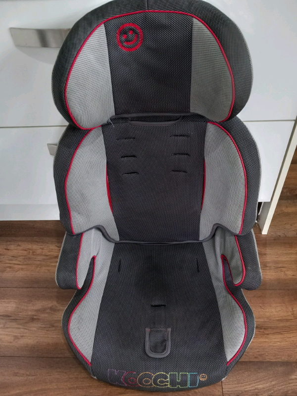 Car booster seat (Age 4 - 12 years old)