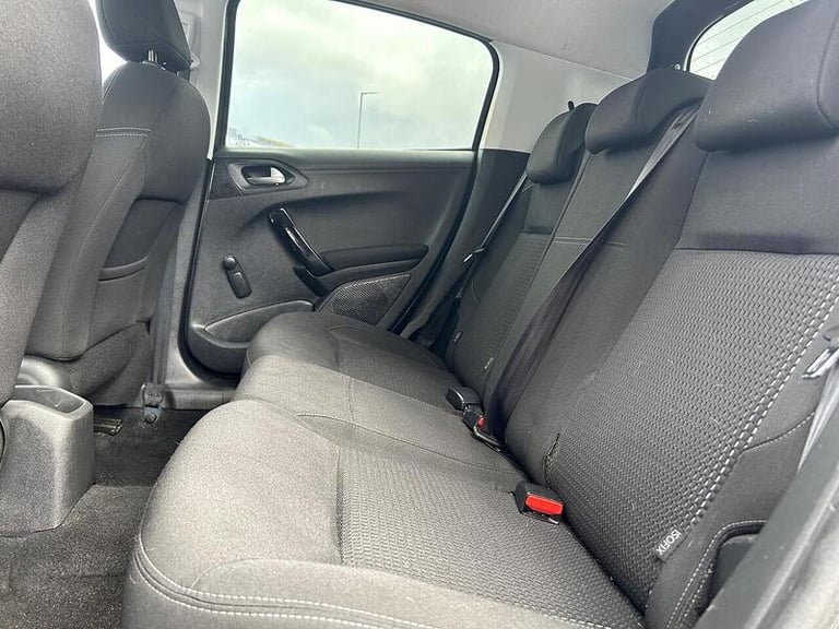 2018 Peugeot 208 1.2 PureTech Allure Hatchback 5dr Petrol Manual Euro 6 (s/s) (82 ps) Hatchback P...