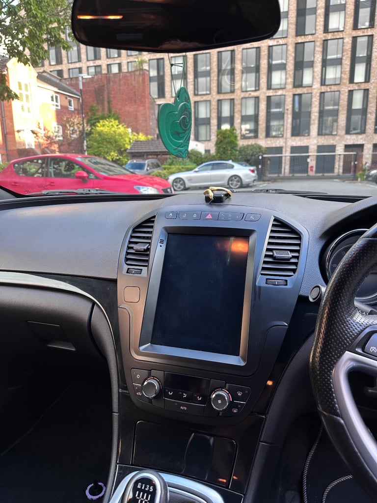Vauxhall, INSIGNIA, Hatchback, 2013, Manual, 1956 (cc), 5 doors