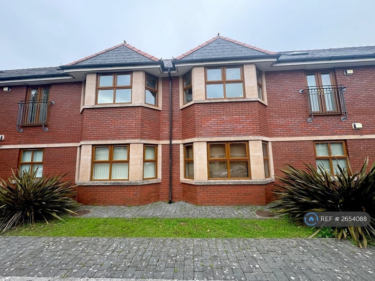 1 bedroom flat in St. Josephs Court, Gabalfa, Cardiff, CF14 (1 bed) (#2654088)