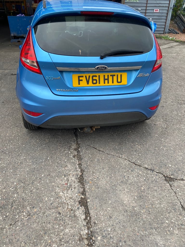 Ford, FIESTA, Hatchback, 2011, Manual, 1560 (cc), 5 doors