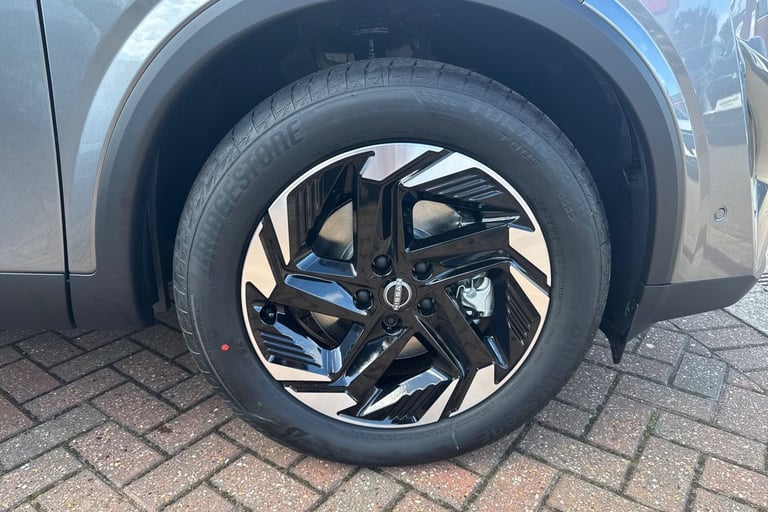 2025 Nissan Qashqai 1.5 E-Power N-Connecta 5dr Auto HATCHBACK PETROL/ELECTRIC Automatic