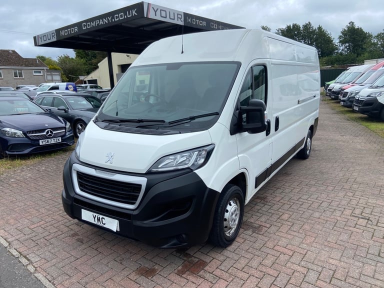 image for 2021 Peugeot Boxer 2.2 BlueHDi H2 Professional Van 140ps PANEL VAN Diesel Manual