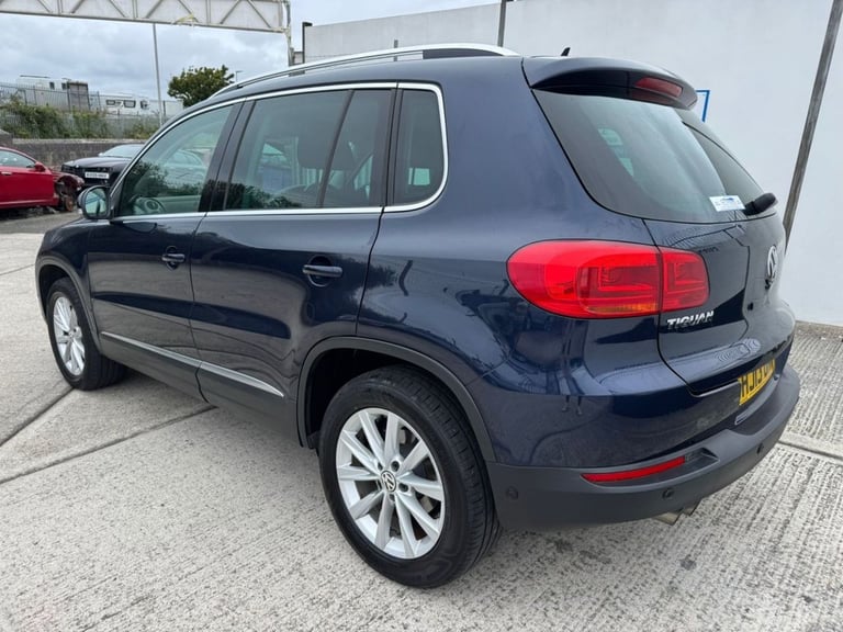 2013 13 VOLKSWAGEN TIGUAN 2.0 TDI BLUEMOTION TECH SE SUV 5DR DIESEL DSG 4WD EURO