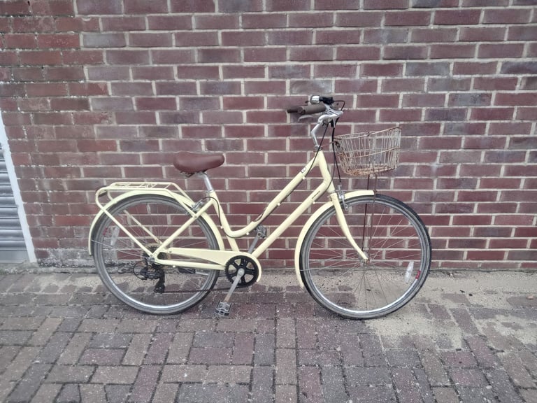 image for Dawes ladies city bike 