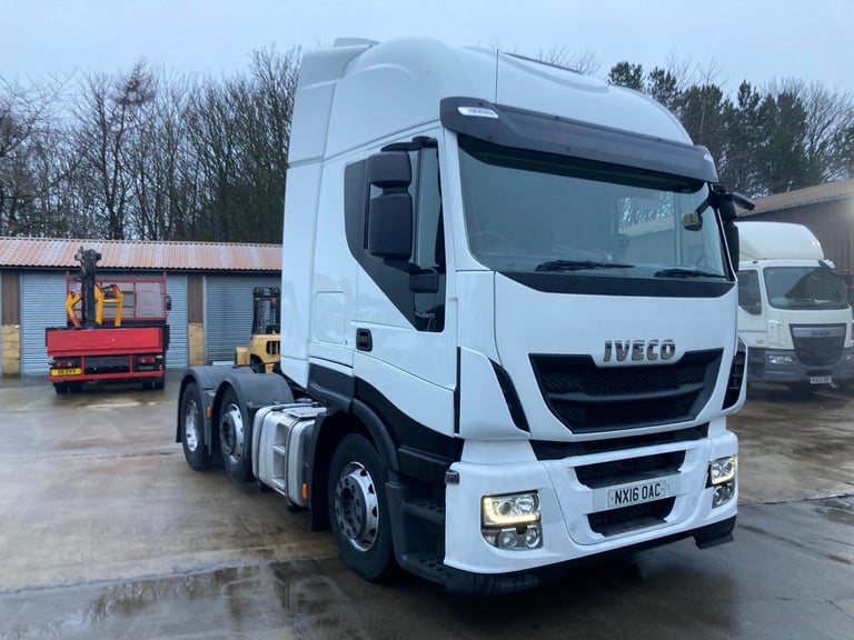 2016 Iveco Stralis 6x2 tractor unit euro 6 low km