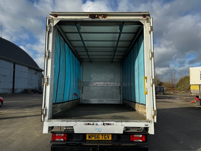 2016 Iveco Daily Iveco Daily 70-210 3.0 Auto-Hi-Matic 2016 Euro-6 14f Curtainsider Van NA Diesel ...